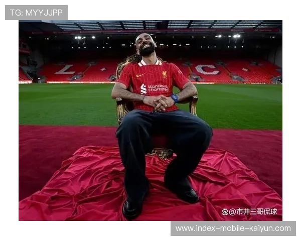 利物浦前场逼抢奏效，对手后场频繁解围